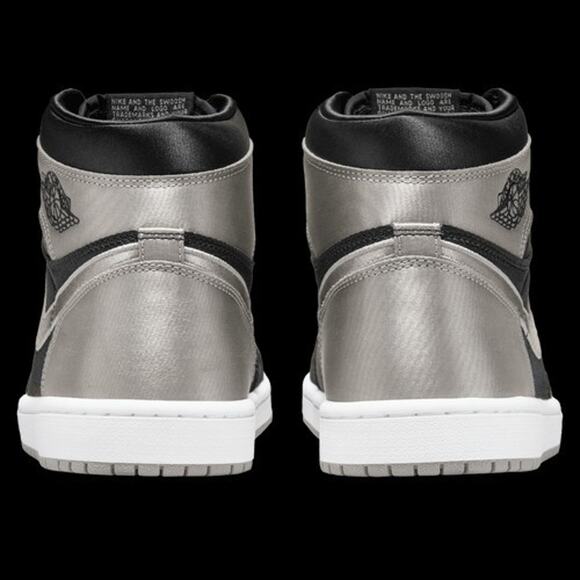 WOMENS AIR JORDAN 1 RETRO HIGH OG, BLACK/MEDIUM GREY SATIN FD4810 010 SIZE 5.5 - Picture 3 of 6